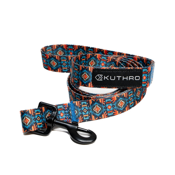 Showing azteca premium dog leash.