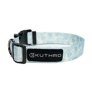 Showing palms premium dog collar.